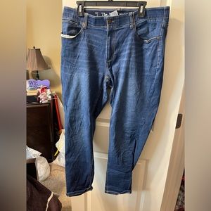 New no tags magic waist band jeans